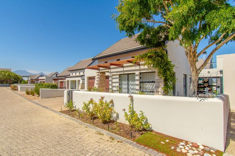 3 Bedroom Property for Sale in Schonenberg Estate Western Cape